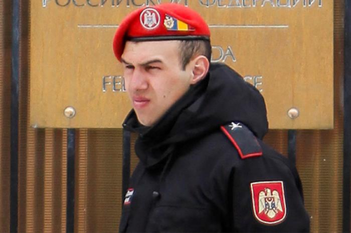 В Молдавии задержан подозреваемый в контрабанде анаболиков на машине посольства