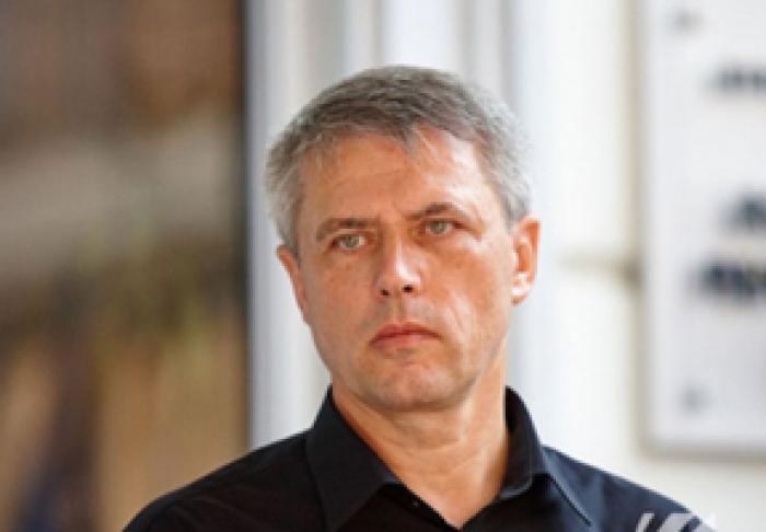 CANDIDATUL LA FUNCŢIA DE DEPUTAT DIN PARTEA "PARTIDULUI NOSTRU" CONSIDERĂ BLOCUL COMUNIŞTILOR ŞI SOCIALIŞTILOR ESTE "UN PARTID AL RĂZBOIULUI"