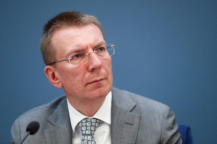 Глава МИД Латвии пригрозил запретить зиму