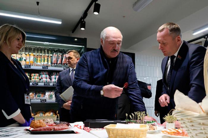 Лукашенко назвал себя деревенским человеком