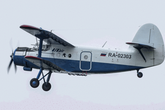 Самолет Ан-2 совершил жесткую посадку в российском регионе