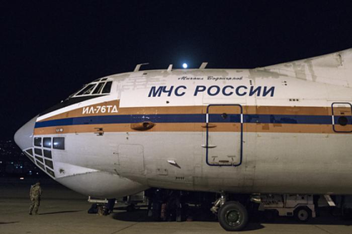 Самолет МЧС с пострадавшими в ДТП в Ставропольском крае прибыл в Москву