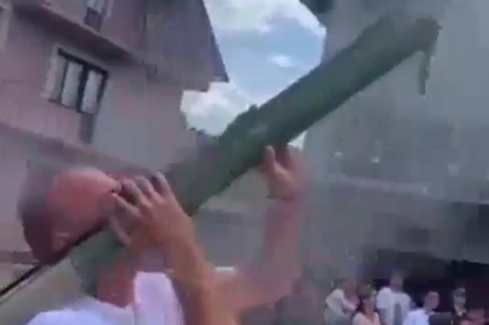 Стрельба по яблоку из гранатомета на свадьбе попала на видео