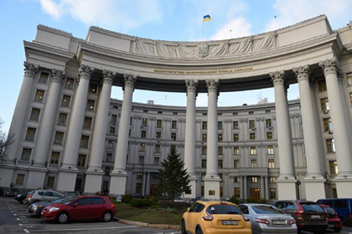 Украина составила список сторонников Лукашенко для введения санкций