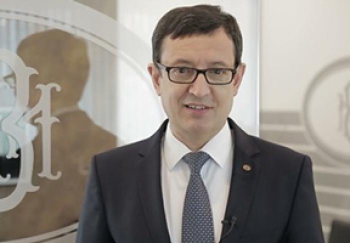 GUVERNATORUL BĂNICII NAȚIONALE, OCTAVIAN ARMAŞU I-A FELICITAT PE ANGAJAŢII SISTEMULUI BANCAR CU OCAZIA SĂRBĂTORII PROFESIONALE