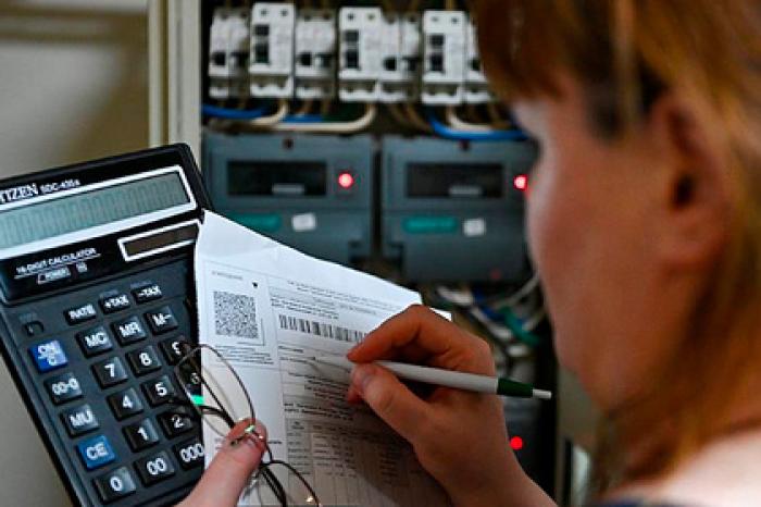 Коммунальщики оставили семью с пятью детьми без электричества