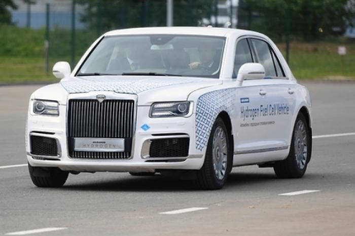 Минимальную цена каско для Aurus Senat оценили почти в полмиллиона рублей