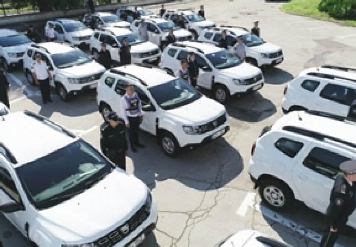 POLIŢIA DIN MOLDOVA A PRIMIT 30 DE NOI UNITĂŢI DE TRANSPORT, ACHIZIŢIONATE DIN FONDURILE UNIUNII EUROPENE