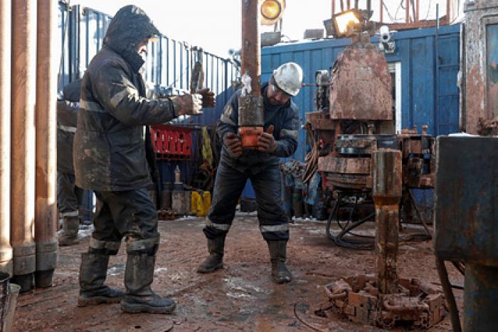 Ценам на нефть предсказали взлет до 100 долларов