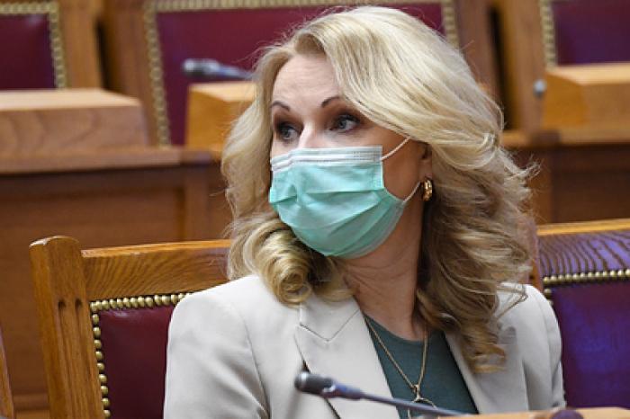 Власти оценили решение регионов об обязательной вакцинации групп риска