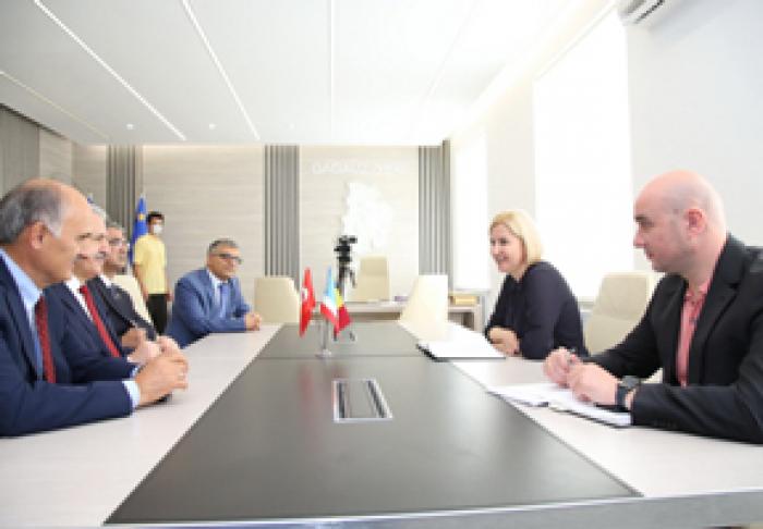 BAŞCANUL DIN GĂGĂUZIA S-A ÎNTÂLNIT CU UN GRUP DE DEPUTAȚI TURCI