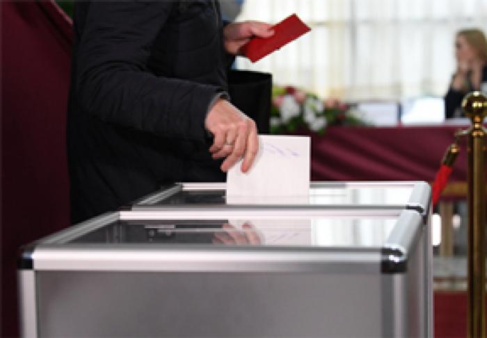 CONFERINŢĂ DE PRESĂ LA AGENŢIA INFOTAG: SONDAJ: MAI MULT DE DOUĂ TREIMI DIN RESPONDENŢI VOR PARTICIPA LA ALEGERILE PARLAMENTARE