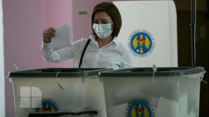 Moldova, în centrul atenţiei presei internaţionale, din cauza alegerilor parlamentare anticipate