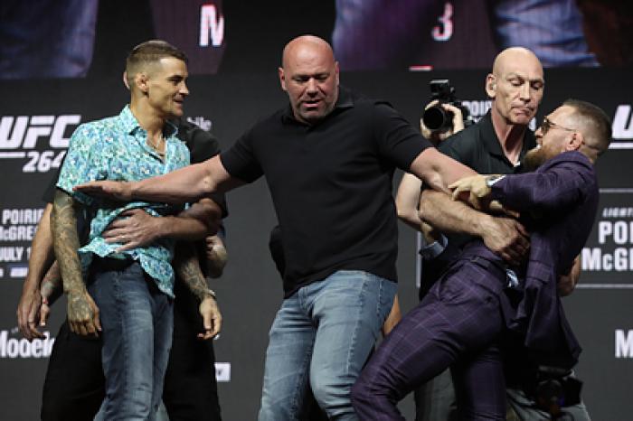 Названы гарантированные гонорары Макгрегора и Порье за бой на турнире UFC
