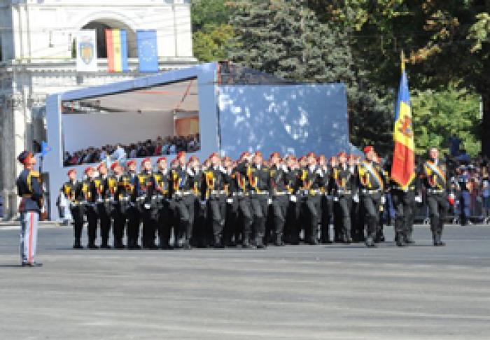 ÎN DATA DE 27 AUGUST, PRIN DECRET PREZIDENȚIAL, ÎN MOLDOVA VA AVEA LOC O PARADĂ MILITARĂ CU OCAZIA CELOR 30 DE ANI DE INDEPENDENȚĂ