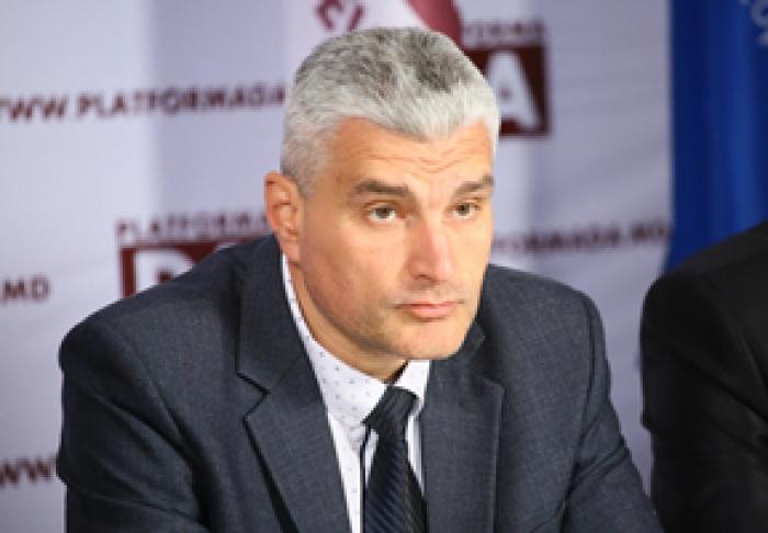 OPINIA UNUI DEPUTAT DESPRE PRIORITĂȚILE NOULUI GUVERN: A OPRI IMPORTUL COMBUSTIBILULUI ÎN TRANSNISTRIA FĂRĂ ACHITAREA IMPOZITELOR