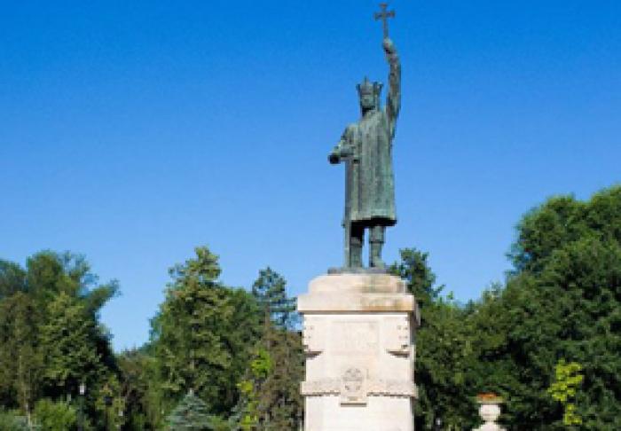 POLITICIENII AU COMEMORAT 517 ANI DE LA MOARTEA DOMNITORULUI ŞTEFAN CEL MARE