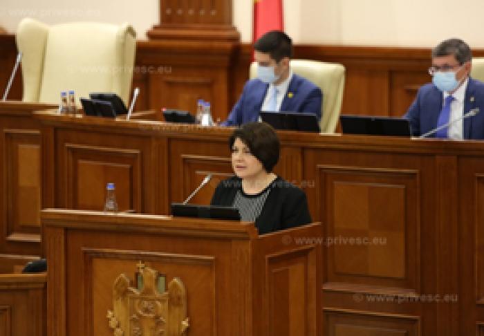 CANDIDATA LA FUNCȚIA DE PRIM-MINISTRU A ASIGURAT CĂ „NOUL GUVERN NU VA FURA ȘI NU VA ÎNCURAJA CORUPȚIA”