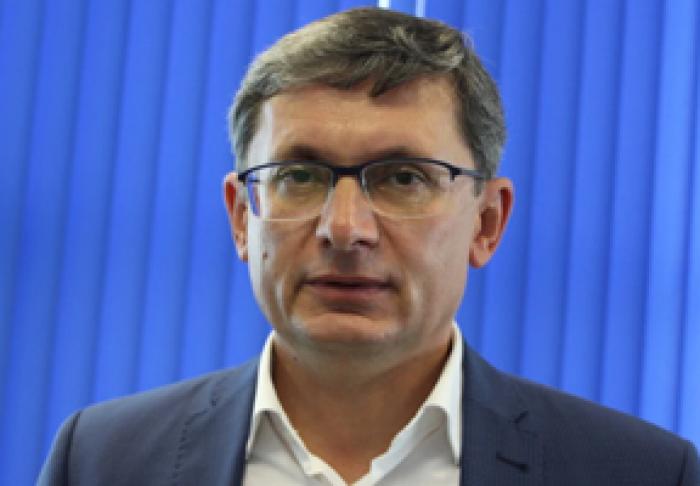 PREȘEDINTELE PARLAMENTULUI NU EXCLUDE FAPTUL CĂ CONSTITUȚIA AR PUTEA FI MODIFICATĂ CU AJUTORUL VOTURILOR BCS