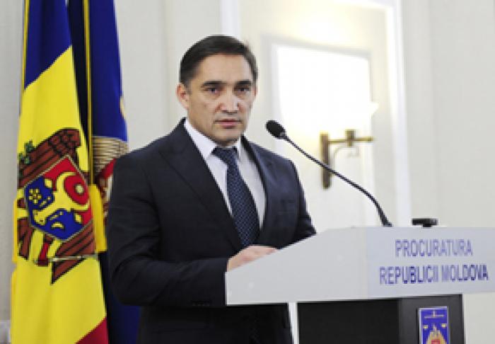 PROCURORUL GENERAL SOLICITĂ CONTROLUL CONSTITUȚIONALITĂȚII DECRETULUI PREȘEDINTELUI PRIVIND ÎNCETAREA MANDATULUI DE MEMBRU AL CSP A LUI DUMITRU PULBERE