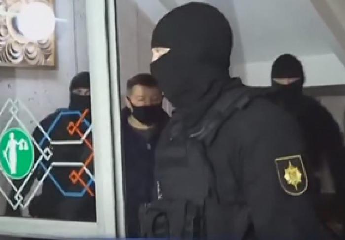 ADJUNCTUL PROCURORULUI GENERAL, SUSPENDAT DIN FUNCȚIE, A FOST PLASAT ÎN AREST LA DOMICILIU PENTRU 30 DE ZILE