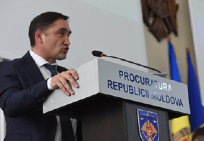 PROCURORUL GENERAL NU INTENȚIONEAZĂ SĂ DEMISIONEZE, ÎN POFIDA PRESIUNILOR DIN PARTEA AUTORITĂȚILOR