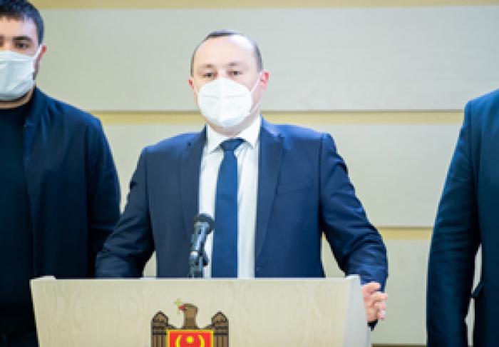 SOCIALIȘTII CHEAMĂ CETĂȚENII LA UN PROTEST APOLITIC: „SĂ SPUNEM NU UNUI STAT DICTATORIAL!”