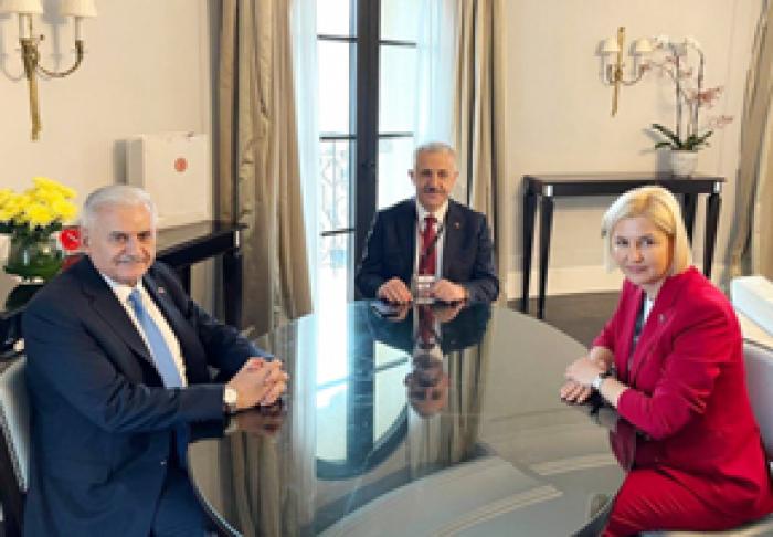 BAȘCANUL GĂGĂUZIEI L-A INFORMAT PE EX-PREMIERUL TURCIEI DESPRE PROCESELE DE INDUSTRIALIZARE A AUTONOMIEI