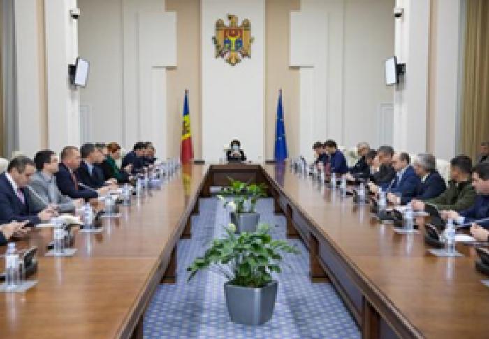 ЧРЕЗВЫЧАЙНАЯ КОМИССИЯ ОБЯЗАЛА PREMIER ENERGY И FEE NORD ОБРАТИТЬСЯ В ANRE ЗА ПЕРЕСМОТРОМ ТАРИФОВ