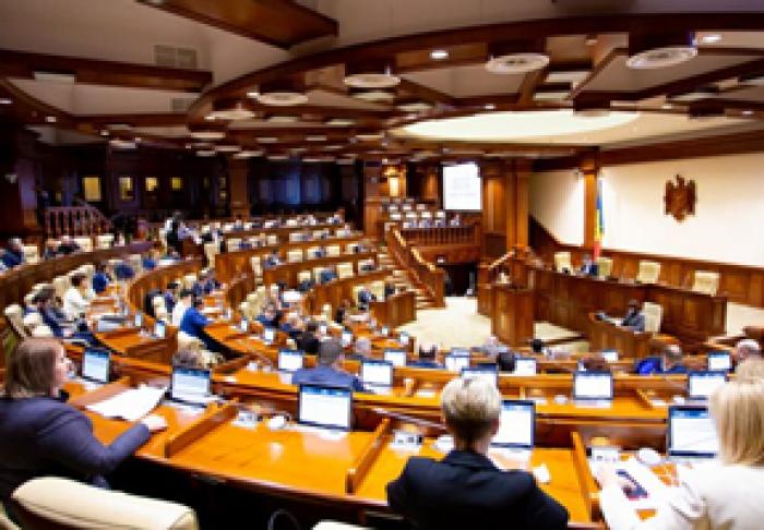 ПАРЛАМЕНТСКОЕ БОЛЬШИНСТВО ПОДДЕРЖАЛО ЗАКОНОПРОЕКТ ОППОЗИЦИИ О ПРОДЛЕНИИ ДЕЙСТВИЯ ПРЕДПРИНИМАТЕЛЬСКОГО ПАТЕНТА НА ДВА ГОДА