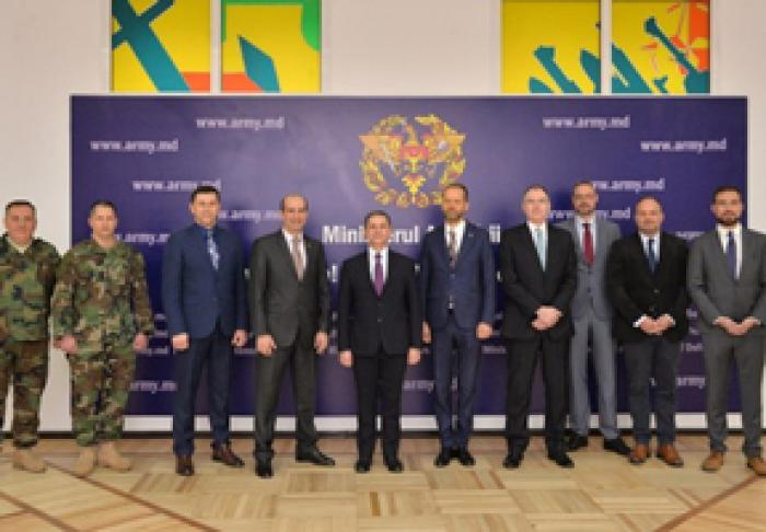 ЭКСПЕРТЫ ЕВРОПЕЙСКОГО ФОНДА МИРА ОБСУЖДАЮТ В МОЛДОВЕ ПРОЕКТЫ ПО МОДЕРНИЗАЦИИ НАЦИОНАЛЬНОЙ АРМИИ