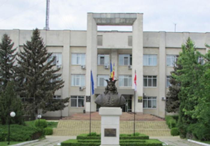 ПРЕДСЕДАТЕЛЬ РАЙОНА И ПРИМАР КЭЛЭРАШЬ ЗАДЕРЖАНЫ ПО ПОДОЗРЕНИЮ В КОРРУПЦИИ
