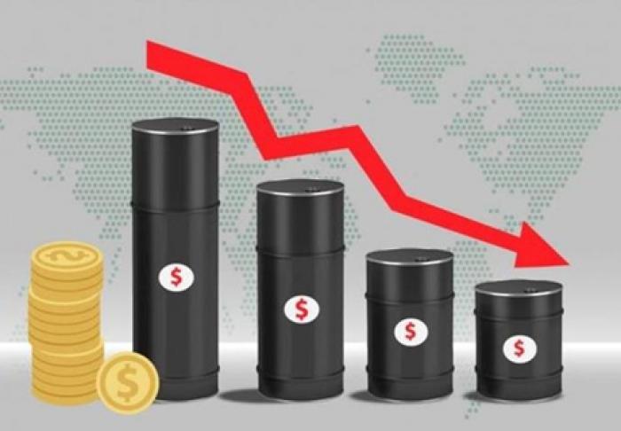 Нефть продолжает дешеветь на данных об инфляции в США
