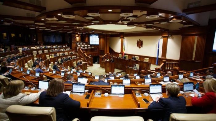 Декларацию парламента об агрессии РФ против Украины поддержали 55 депутатов