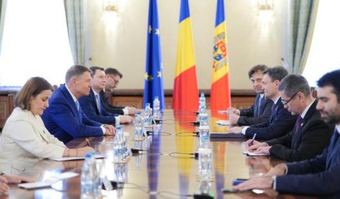 Premierul Dorin Recean, la întrevederea cu președintele României, Klaus Iohannis: „Republica Moldova și România au relații cu totul speciale – cu fiecare zi mai solide”