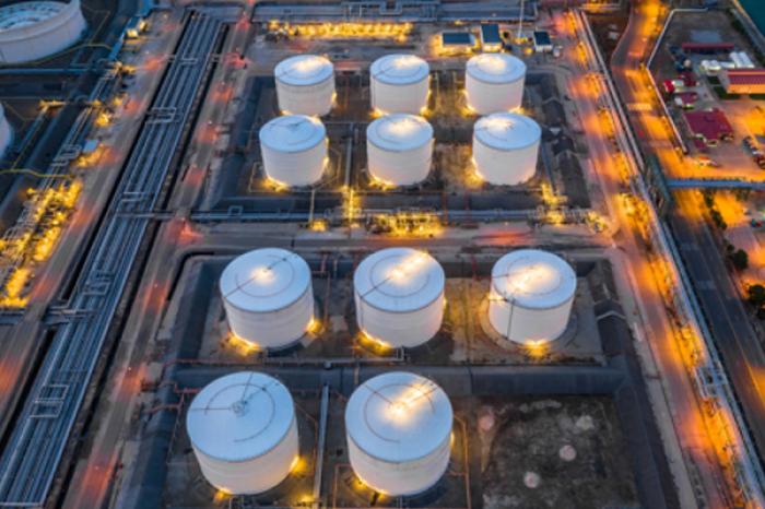 Уровень запасов газа в хранилищах Европы снизился до 56%