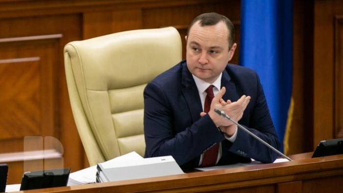 Влад Батрынча снова призвал законодателей поддержать проект о запрете политического перебежничества