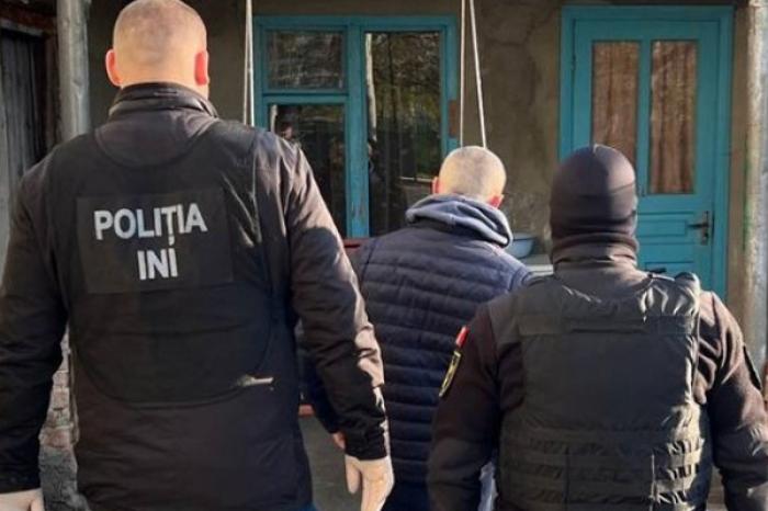 (ВИДЕО) ПРОКУРОРЫ УСТАНОВИЛИ ЛИЧНОСТИ ЕЩЕ ПЯТИ УЧАСТНИКОВ МАССОВЫХ БЕСПОРЯДКОВ 12 МАРТА