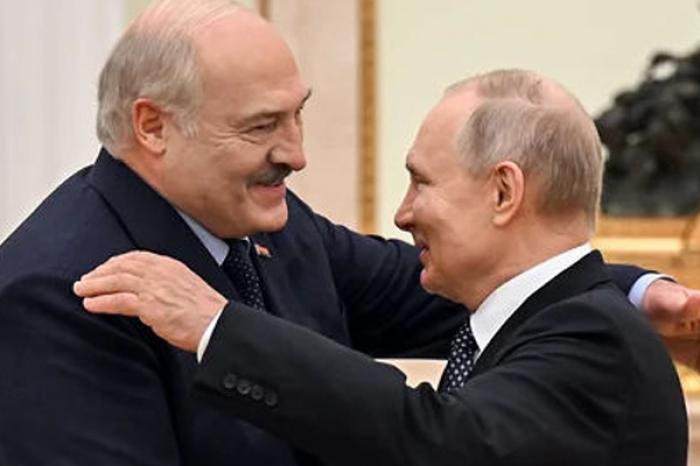 (ВИДЕО) Путин и Лукашенко обсудили в квартире в Кремле «самые закрытые темы»
