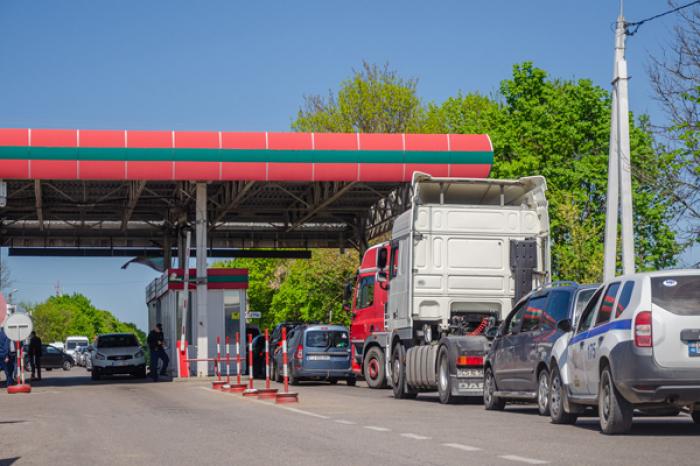 ВЛАСТИ ПРИДНЕСТРОВЬЯ РАЗРЕШИЛИ НА ПАСХАЛЬНЫЕ ПРАЗДНИКИ ПЕРЕСЕКАТЬ ГРАНИЦУ В УПРОЩЕННОМ ПОРЯДКЕ