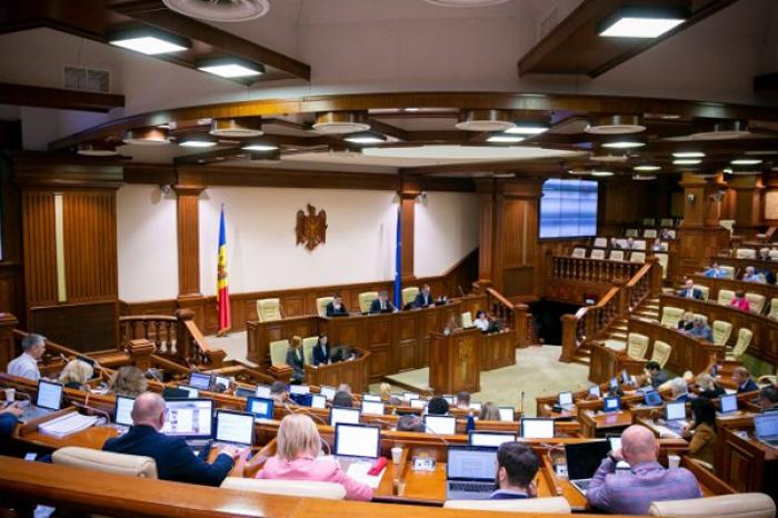 ПАРЛАМЕНТ ПРИНЯЛ РЕШЕНИЕ О ПРОДЛЕНИИ РЕЖИМА ЧРЕЗВЫЧАЙНОГО ПОЛОЖЕНИЯ ЕЩЕ НА 60 ДНЕЙ