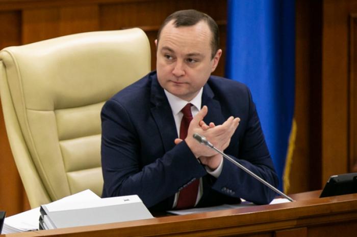 (ВИДЕО) БЛОК КОММУНИСТОВ И СОЦИАЛИСТОВ ПРЕДЛАГАЕТ ПАРЛАМЕНТСКОМУ БОЛЬШИНСТВУ ЗАПРЕТИТЬ ВЫХОД ДЕПУТАТОВ ИЗ ФРАКЦИИ
