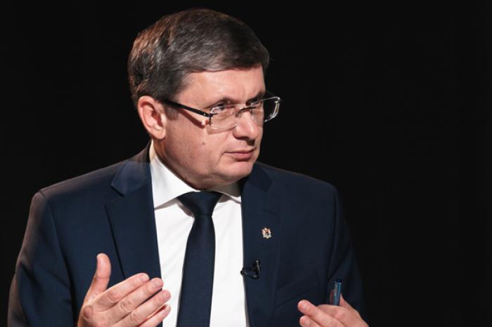 (ВИДЕО) ПРЕДСЕДАТЕЛЬ ПАРЛАМЕНТА СЧИТАЕТ, ЧТО ДЕПУТАТОВ-ПЕРЕБЕЖЧИКОВ НЕОБХОДИМО НАКАЗЫВАТЬ