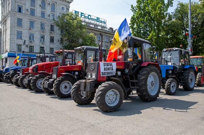ФЕРМЕРОВ НЕ УДОВЛЕТВОРИЛА ВСТРЕЧА С ПРЕМЬЕРОМ – ПОСЛЕДНЯЯ НАДЕЖДА НА ПРЕЗИДЕНТА