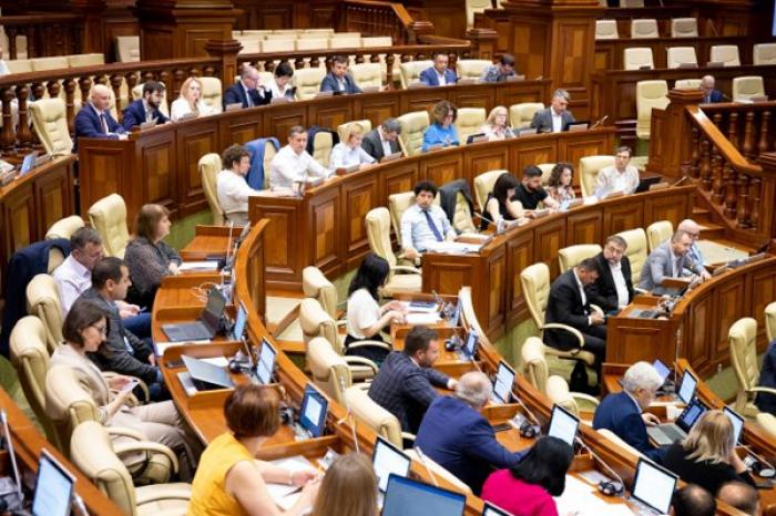 ​(LIVE) ПАРЛАМЕНТ ПРОГОЛОСОВАЛ ЗА ЛИКВИДАЦИЮ ФРАКЦИИ «ШОР», ИСПОЛНЯЯ РЕШЕНИЕ КС