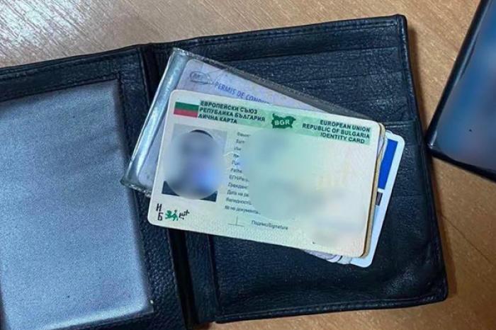 НА КПП «ЛЕУШЕНЬ-АЛБИЦА» ЗАДЕРЖАНЫ ДВОЕ ГРАЖДАН КАМЕРУНА С ПОДДЕЛЬНЫМИ ДОКУМЕНТАМИ