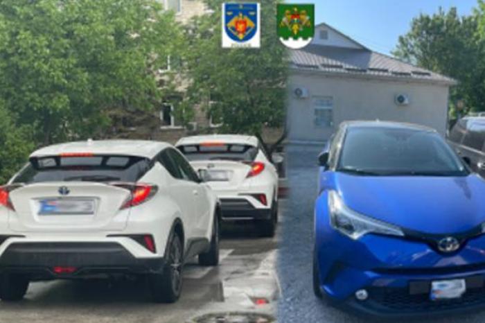 (ВИДЕО) ПРОКУРОРЫ ЗАДЕРЖАЛИ ЖИТЕЛЯ ПРИГОРОДА КИШИНЕВА ЗА УГОН АВТОМОБИЛЕЙ ИЗ СТРАН ЕВРОСОЮЗА
