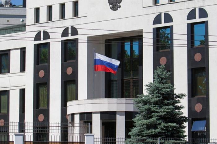 ВО ВРЕМЯ ЗАСЕДАНИЯ ПАРЛАМЕНТА В ПЯТНИЦУ БОЛЬШИНСТВО ДЕПУТАТОВ ОТ ОППОЗИЦИИ УЧАСТВОВАЛИ В ПРИЕМЕ В ПОСОЛЬСТВЕ РОССИИ