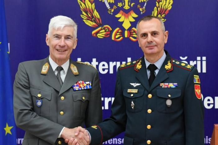КОМАНДУЮЩИЙ НАЦАРМИЕЙ ПОБЛАГОДАРИЛ ЕВРОСОЮЗ ЗА ОКАЗЫВАЕМУЮ ПОМОЩЬ В МОДЕРНИЗАЦИИ ВООРУЖЕННЫХ СИЛ