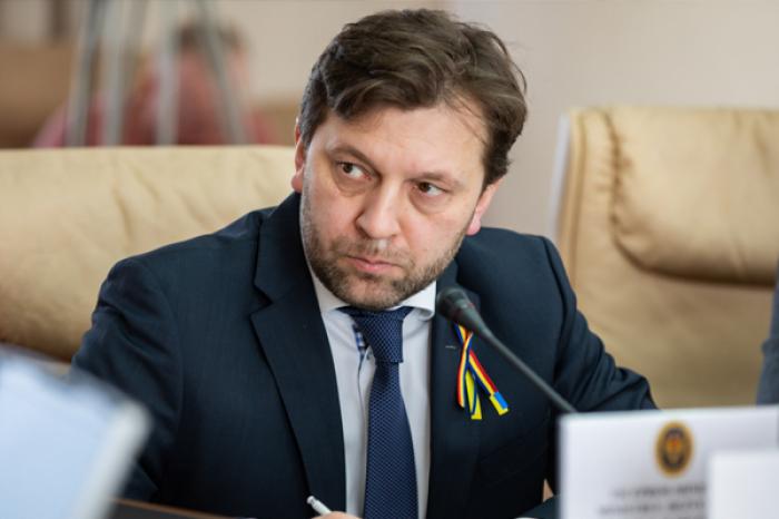 МИНИСТР ЭКОНОМИКИ ЗАЯВИЛ, ЧТО 95% БЫВШИХ ОБЛАДАТЕЛЕЙ ПАТЕНТОВ ПЕРЕШЛИ НА НЕЗАВИСИМУЮ ЭКОНОМИЧЕСКУЮ ДЕЯТЕЛЬНОСТЬ